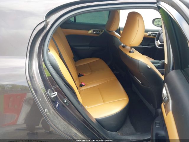 JTHKD5BH7E2188605 Lexus CT 200H
