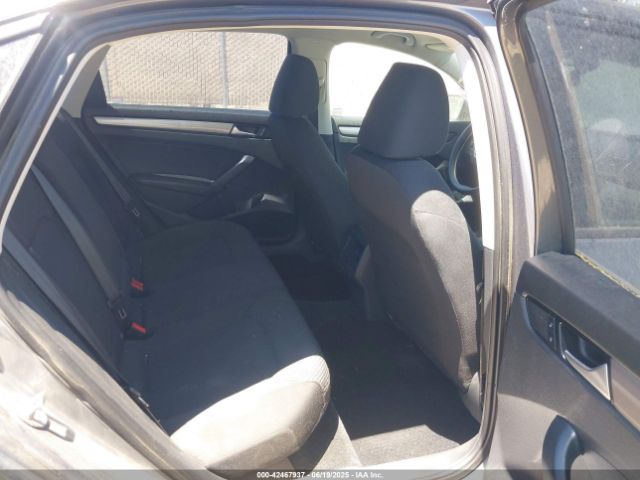 1VWAT7A31FC061102 Volkswagen Passat