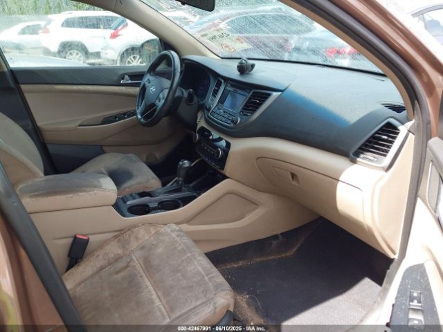 2016 HYUNDAI TUCSON KM8J33A23GU112898 Photo 4