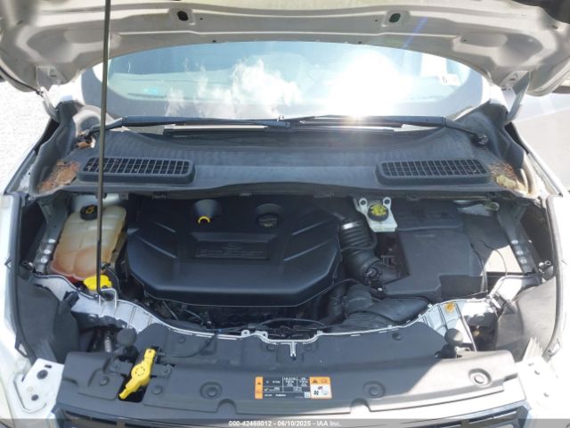 1FMCU0J90FUB24894 Ford Escape Titanium