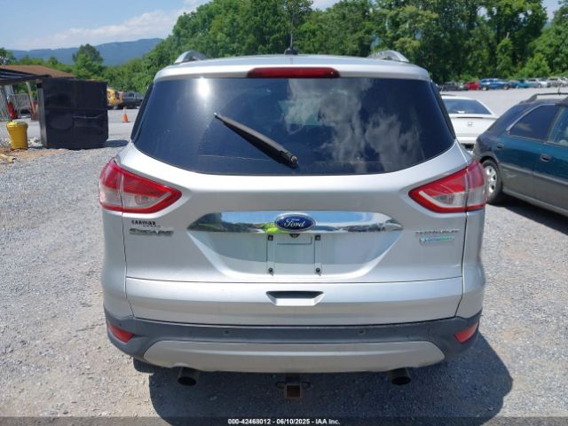 1FMCU0J90FUB24894 Ford Escape Titanium