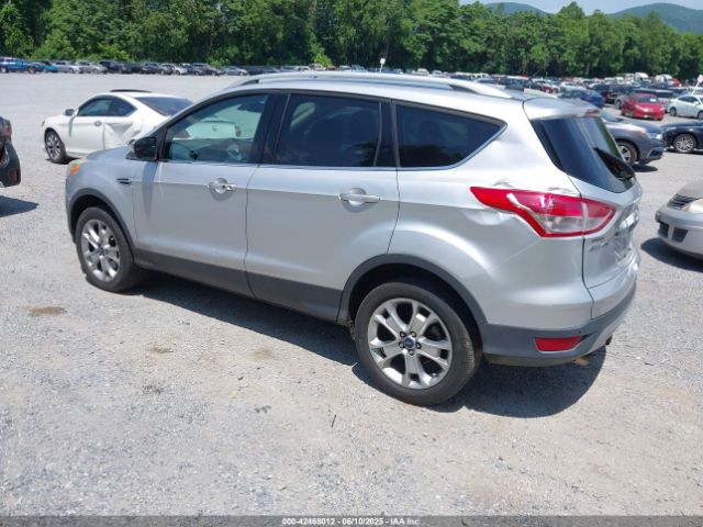 1FMCU0J90FUB24894 Ford Escape Titanium