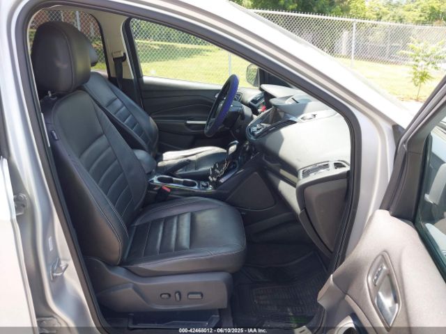 1FMCU0J90FUB24894 Ford Escape Titanium