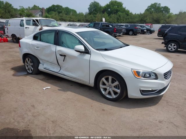2016 VOLVO S60 YV126MFK4G2412051