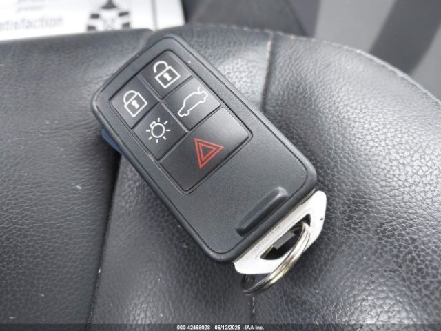 2016 VOLVO S60 YV126MFK4G2412051 Photo 10