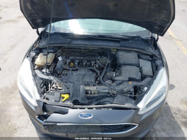 1FADP3F2XGL298174 Ford 2016