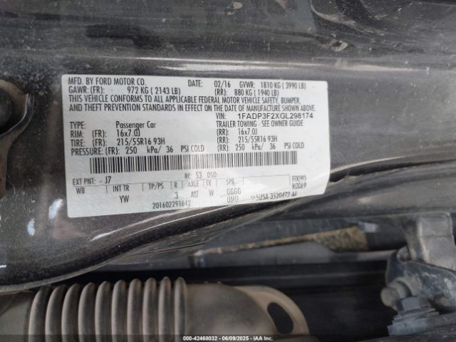1FADP3F2XGL298174 Ford 2016