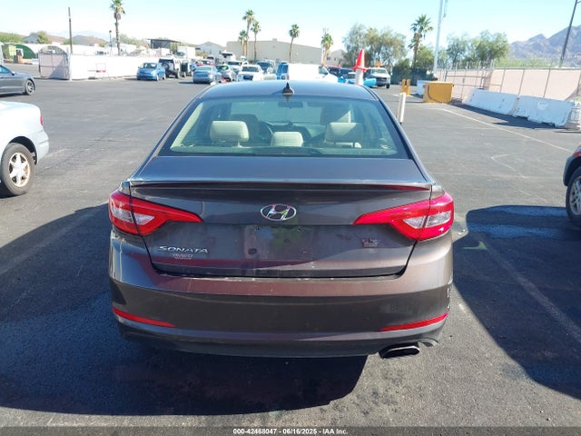 Hyundai Sonata 2017 5NPE24AF9HH577988 Image 16