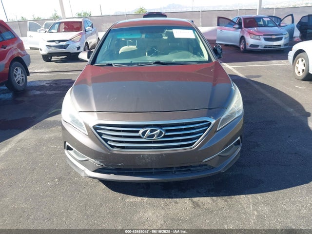 Hyundai Sonata 2017 5NPE24AF9HH577988 Image 17