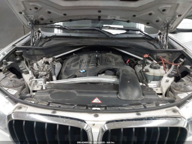 2016 BMW X5 5UXKR0C53G0P25624 Photo 9