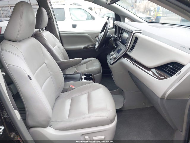 5TDYZ3DC5JS921417 Toyota 2gr-fks