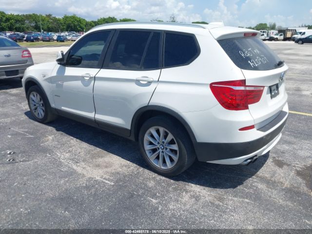 2013 BMW X3 5UXWX9C54D0A20907 Photo 2
