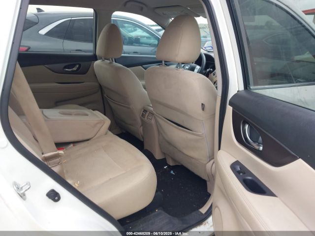 KNMAT2MT5GP706426 Nissan 2016