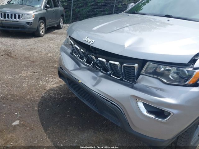 2019 JEEP GRAND CHEROKEE 1C4RJFAG8KC724748 Photo 5