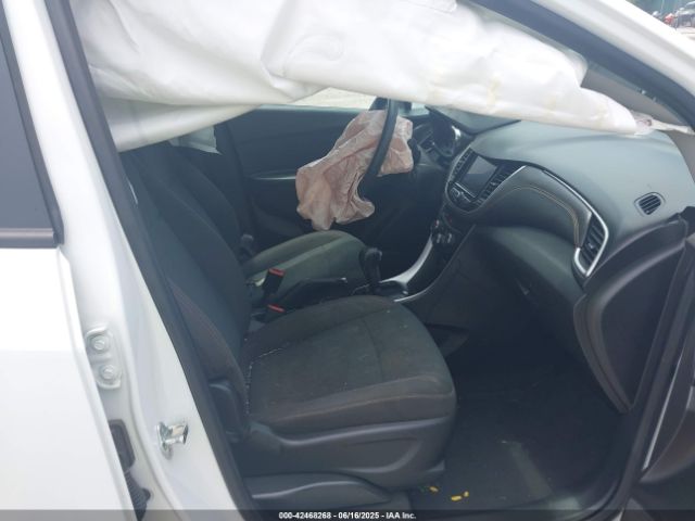 2022 CHEVROLET TRAX KL7CJNSM0NB527682 Photo 4