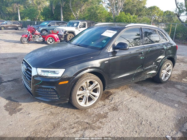 2018 AUDI Q3 WA1HCCFS3JR022277 Photo 1