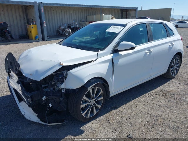 Hyundai ELANTRA GT 2020 KMHH35LE4LU146134 Image 2