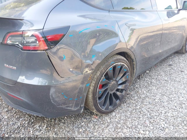 Tesla 2022 2022 7SAYGDEF9NF506523 Image 19