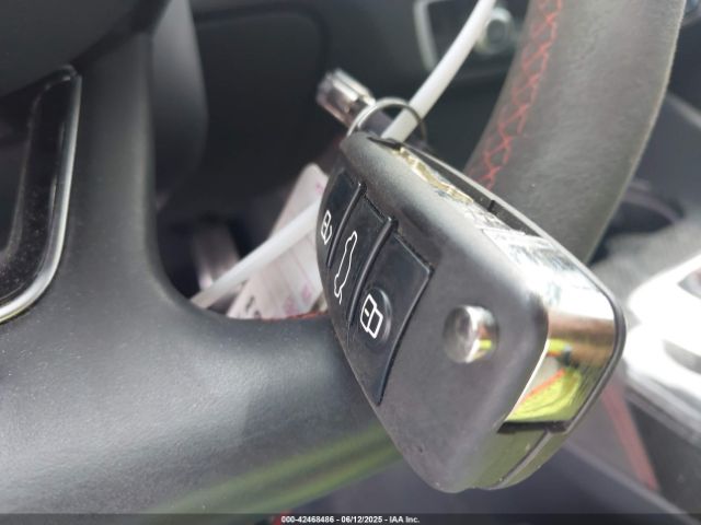 2019 AUDI RS 3 WUABWGFF4KA906678 Photo 10