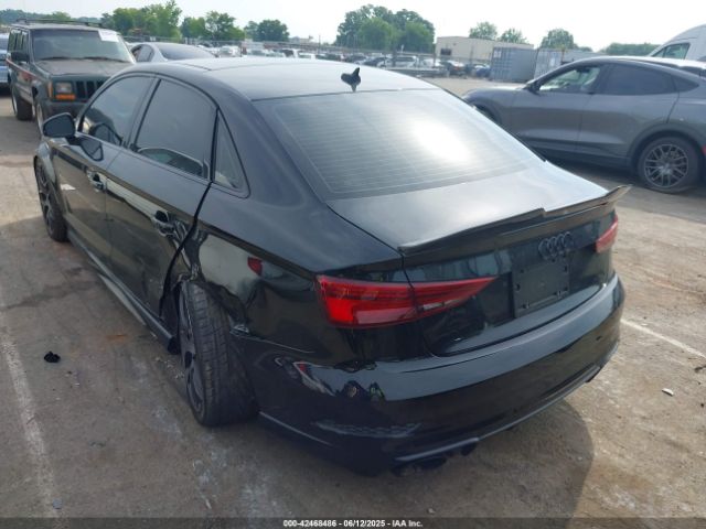 2019 AUDI RS 3 WUABWGFF4KA906678 Photo 2