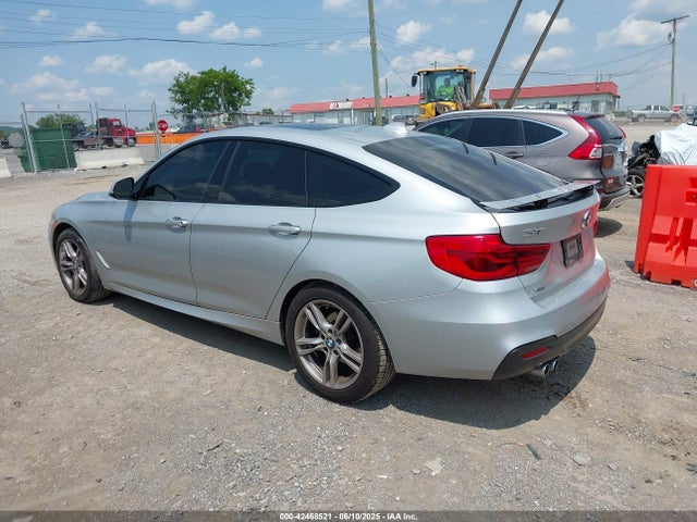 WBA8Z9C54JG828210 BMW 2018