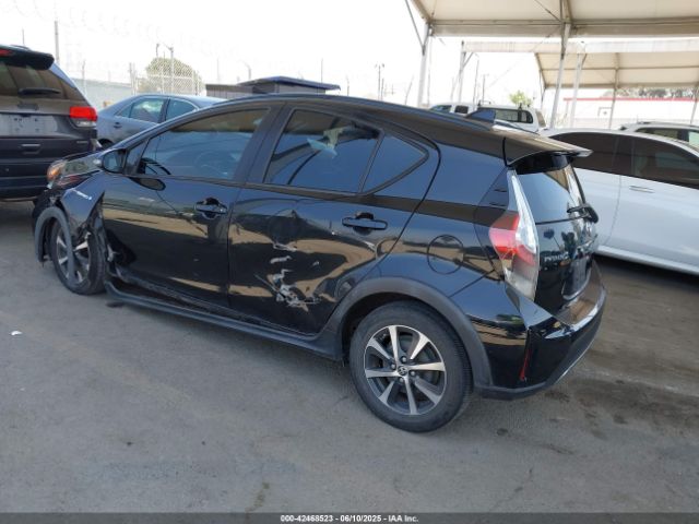 JTDKDTB34J1606967 Toyota Prius C Three