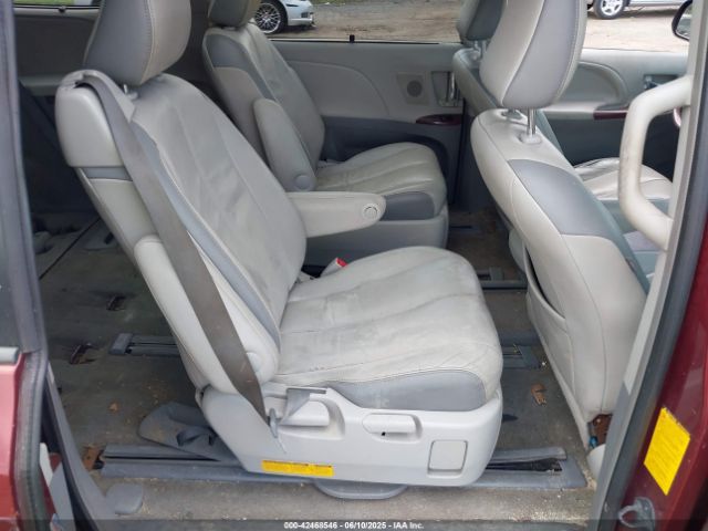 5TDDK3DC6ES073282 Toyota Sienna Limited 7 Passenger