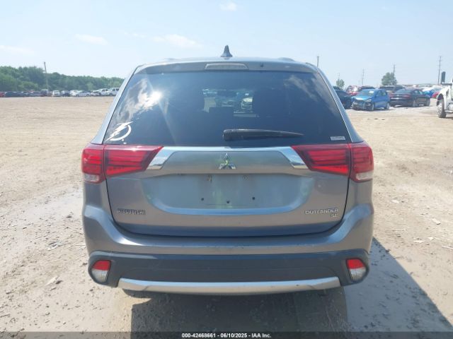 JA4AZ3A38HZ050831 Mitsubishi Outlander Se