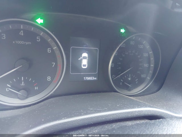 KMHD84LF0HU368843 Hyundai Elantra Value Edition