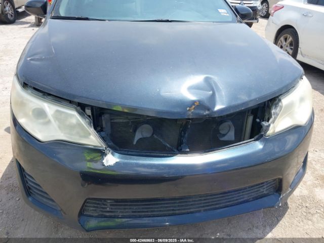 4T4BF1FKXER374395 Toyota CAMRY LE