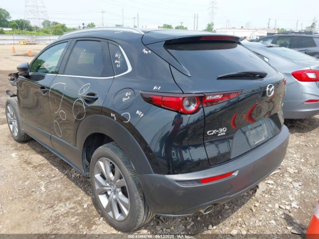 2022 MAZDA CX-30 3MVDMBDL9NM443336 Photo 2