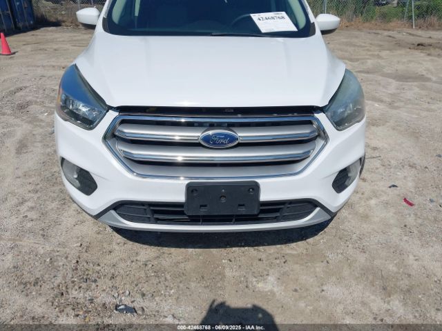 1FMCU9GD1HUC93888 Ford ESCAPE SE