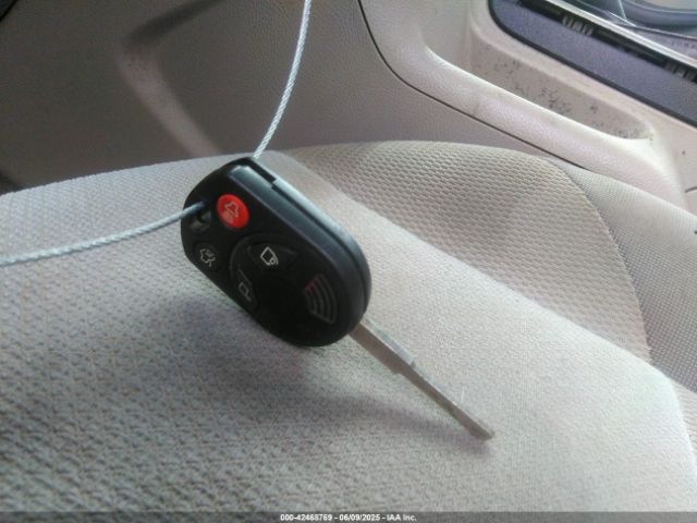 1FADP3F21EL359750 Ford FOCUS SE