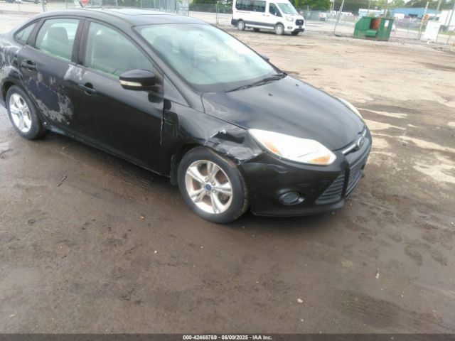 1FADP3F21EL359750 Ford FOCUS SE