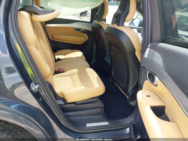 2017 VOLVO XC90 YV4102KK3H1156521 Photo 7
