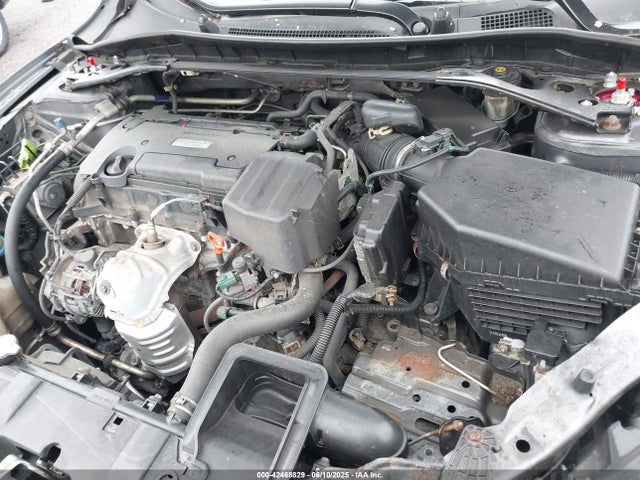 1HGCR2F55HA261066 Honda k24w1