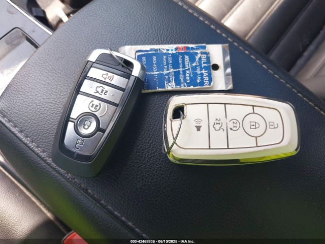 3FA6P0CD8KR127978 Ford FUSION SEL