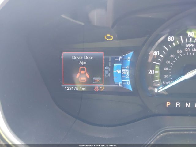 3FA6P0CD8KR127978 Ford FUSION SEL