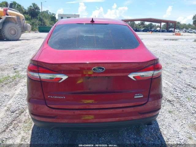 3FA6P0CD8KR127978 Ford FUSION SEL