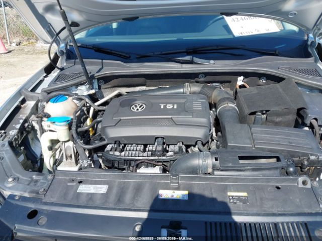 1VWBT7A36FC003247 Volkswagen Passat 1.8t Se