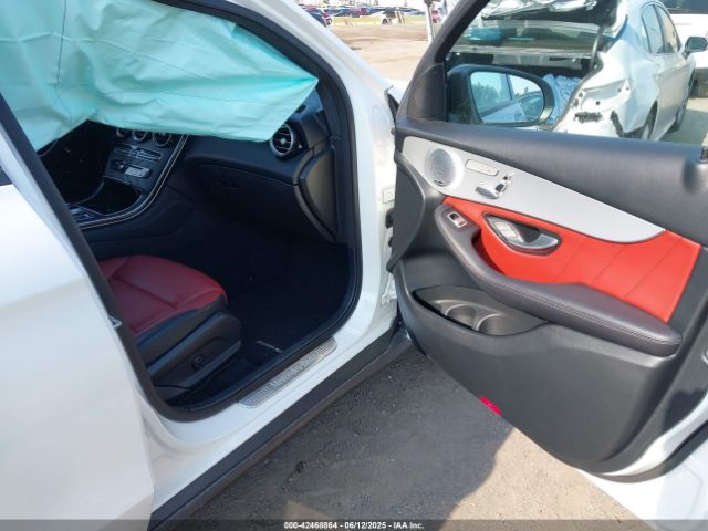 2019 MERCEDES-BENZ GLC 300 COUPE WDC0J4KBXKF587305 Photo 4