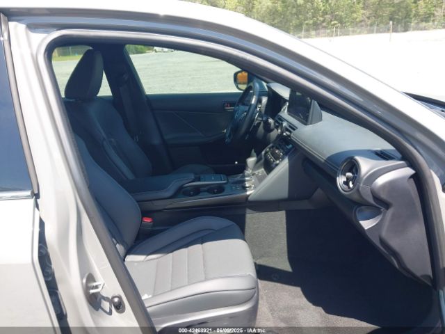 2024 LEXUS IS 350 JTHGZ1B27R5072501 Photo 4