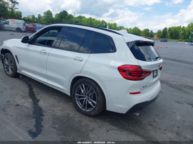 2021 BMW X3 5UXTY5C06M9D92161 Photo 2