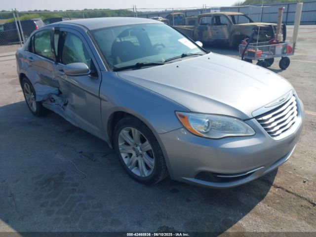 2013 CHRYSLER 200 1C3CCBAB8DN704704