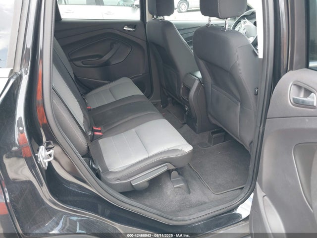 1FMCU9GX5EUC64187 Ford ESCAPE SE