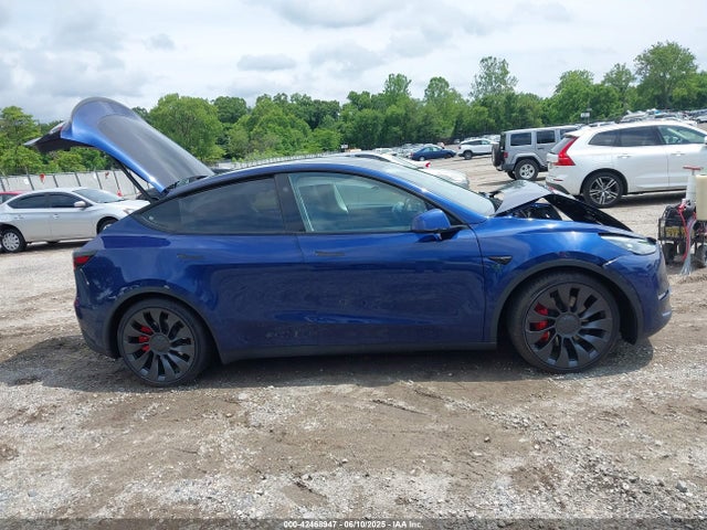 Tesla 2023 2023 7SAYGDEF7PF904333 Image 13