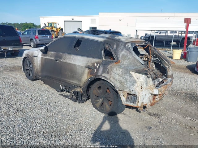 2024 AUDI Q8 E-TRON WA15AAGE7RB025662 Photo 2