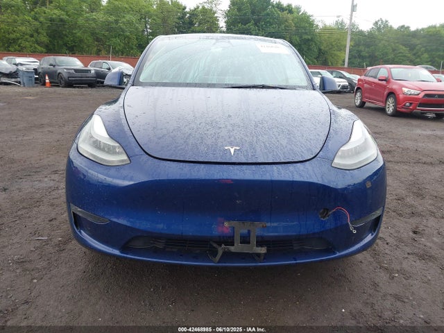 7SAYGDEE2PF683649 Tesla Model Y