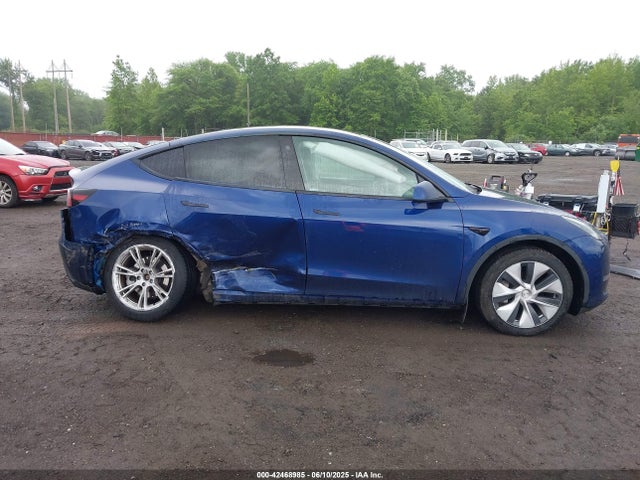 7SAYGDEE2PF683649 Tesla Model Y