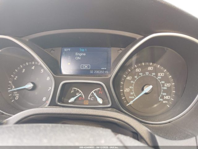 1FADP3F21EL330751 Ford FOCUS SE